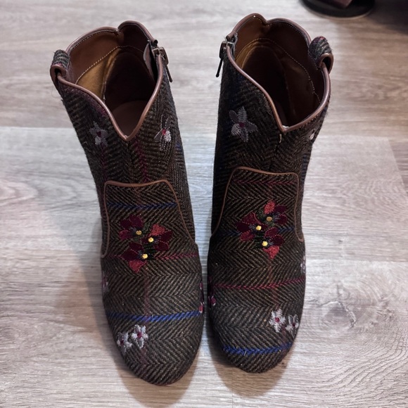 Indigo Road Juke Brown Booties Medium Fabric Floral Embroidery Women’s 10 - Picture 6 of 9